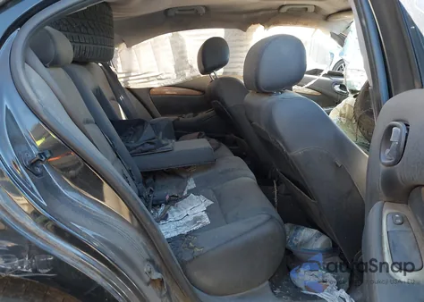 2005 Jaguar S-Type 4.2L V8 R from USA, damaged, VIN SAJWA03VX51N34981